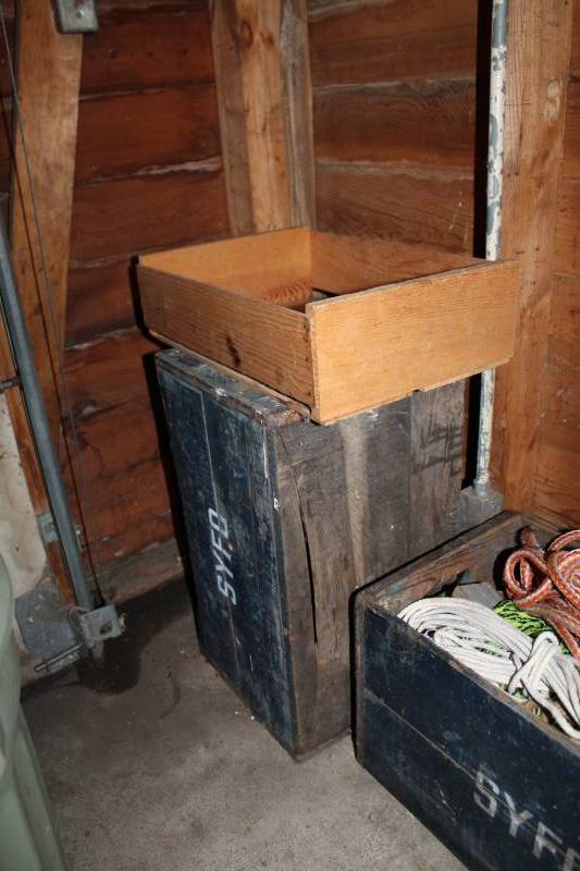 lot 279 image: Wood Crates