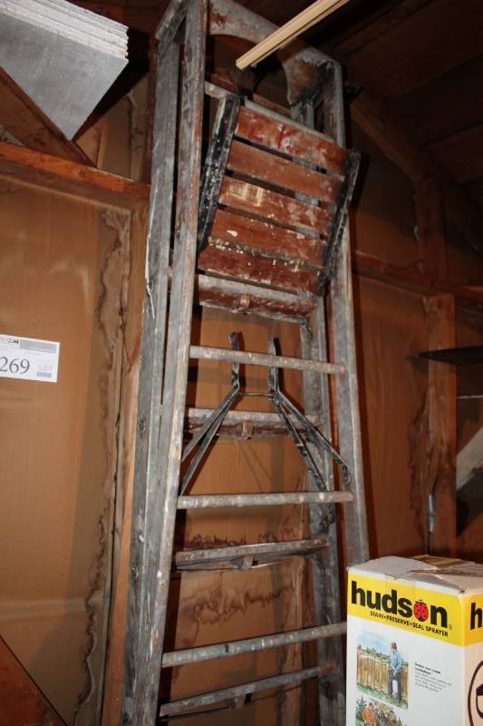 lot 269 image: 8-foot Wood Step Ladder