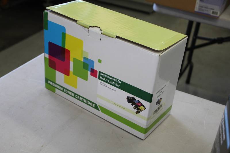 lot 452 image: Dell Premium Toner Cartridge
