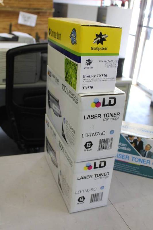 lot 454 image: Brother Replacement Laser Toner Cartridges