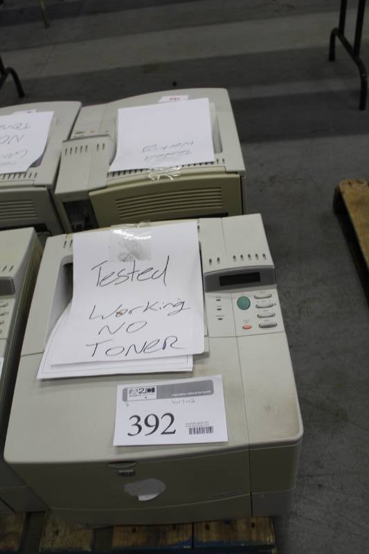 lot 392 image: HP LaserJet 4100n Printers