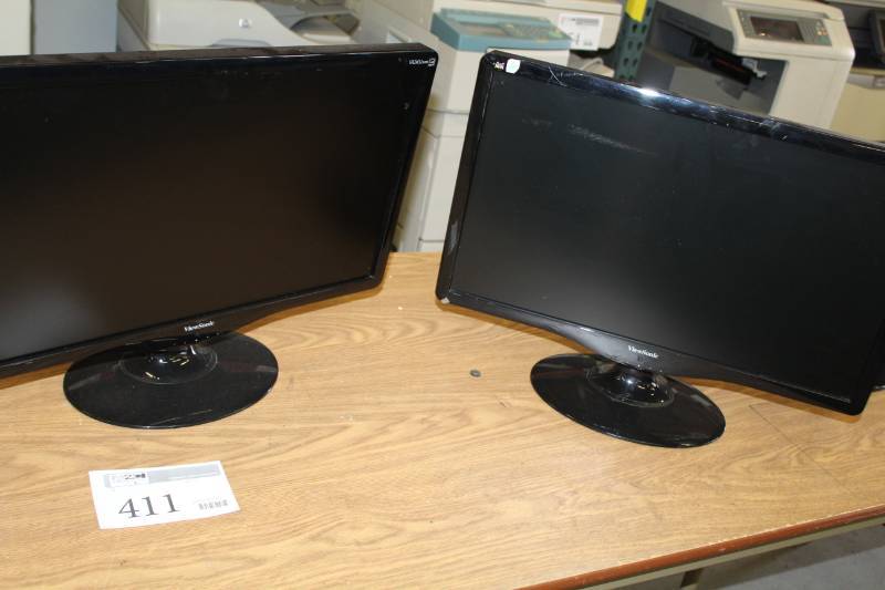 lot 411 image: ViewSonic 24-inch Computer Monitors