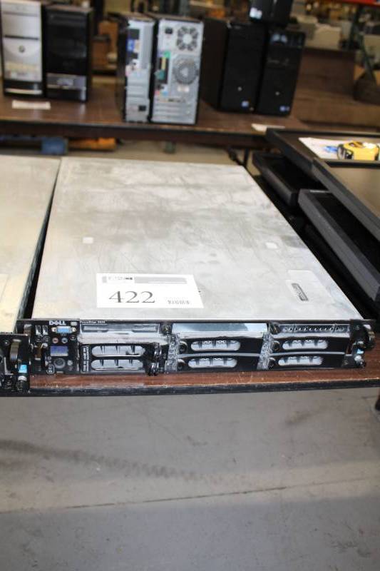 lot 422 image: Dell Rack-Mount PowerEdge 2850 Switch