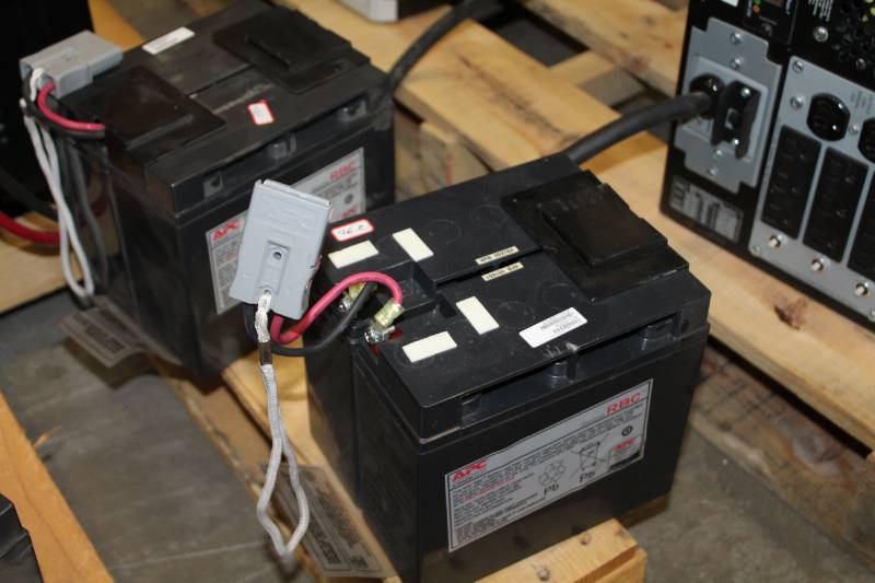 lot 441 image: APC Replacement Battery Cartridges