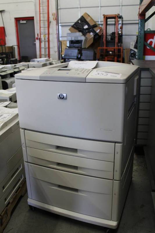 lot 352 image: HP LaserJet 9050dn Printer