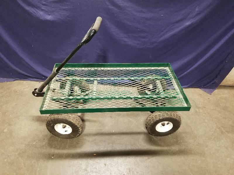 lot 17 image: Wagon