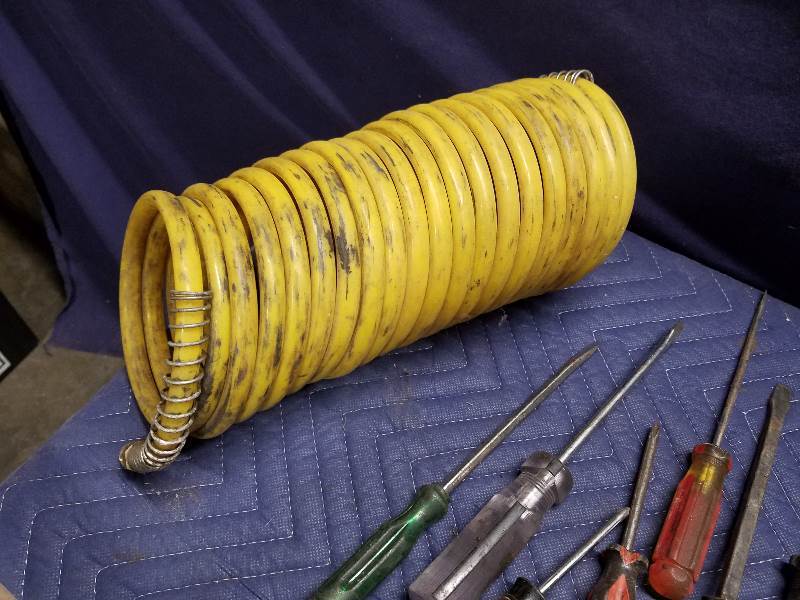lot 41 image: Assorted Tools & Garage Supplies