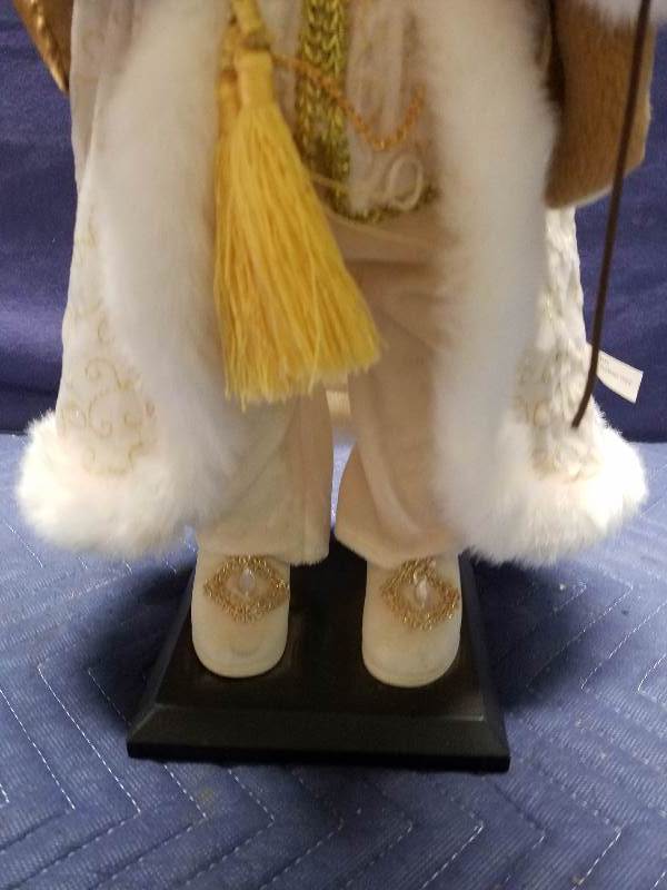 lot 51 image: Santa Collectibles