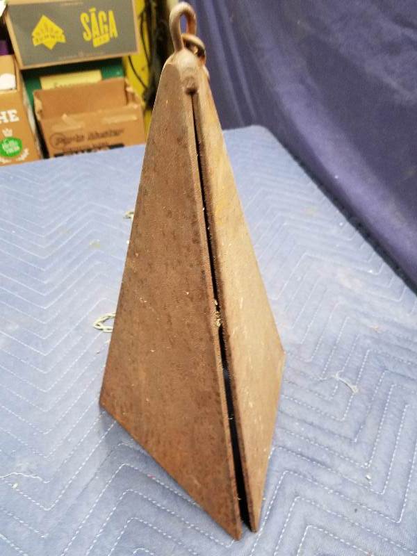 lot 57 image: Steel Bell