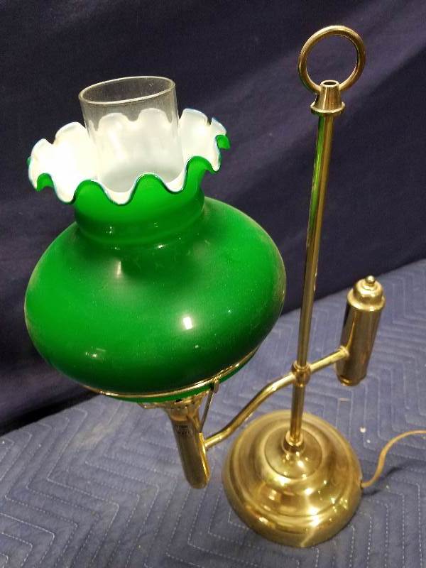 lot 60 image: Lighting - Lamps