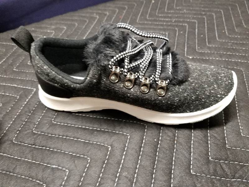 lot 87 image: Footwear - Womens Shoes