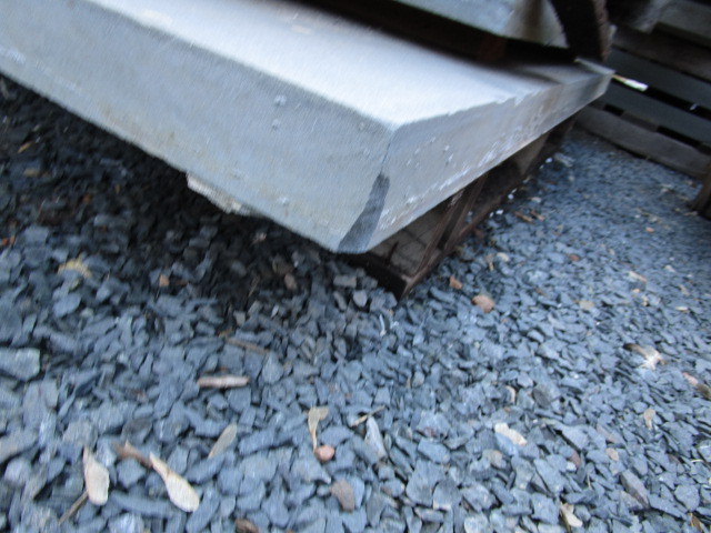 BLUESTONE  SLABS, STEPS