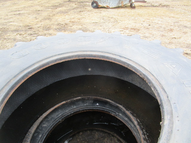 lot 3 image: (2) Goodyear 24.5 R32 Tires