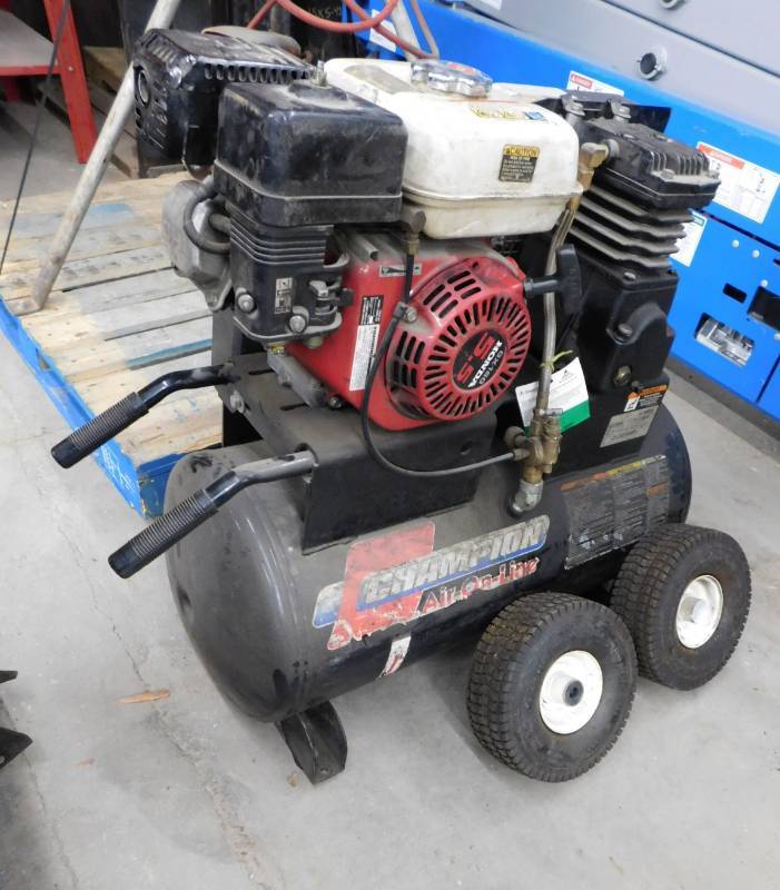 lot 19 image: Champion Air Compressor