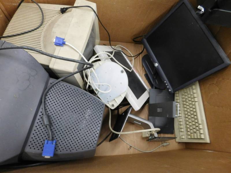 lot 29 image: Misc. Lot of Office Equipment