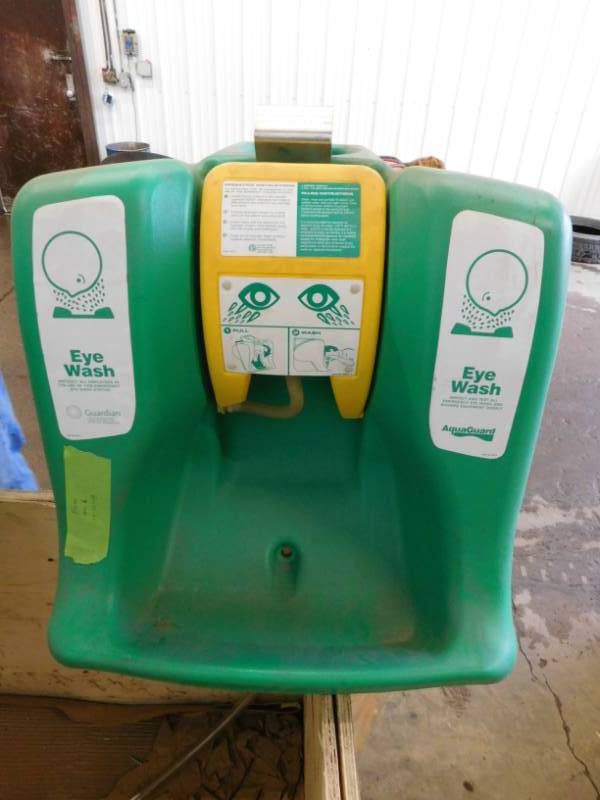 lot 40 image: Two Guardian Aqua Guard Saftey Eyewash Tanks