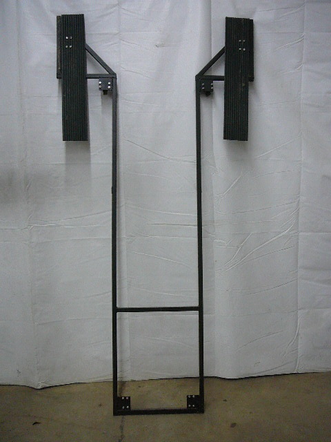 lot 2 image: Snowmobile DollyCart on Casters