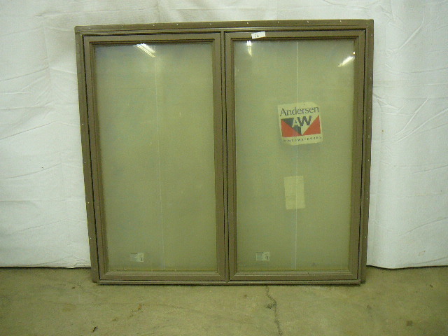 lot 16 image: Anderson Casement Window With Screen