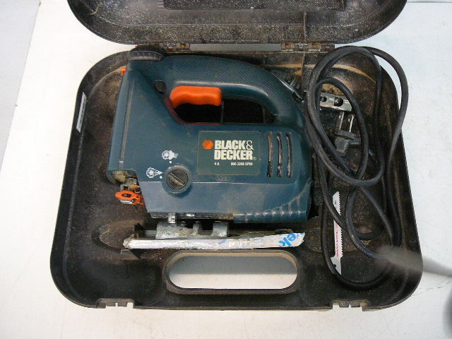 lot 29 image: Black & Decker Jigsaw