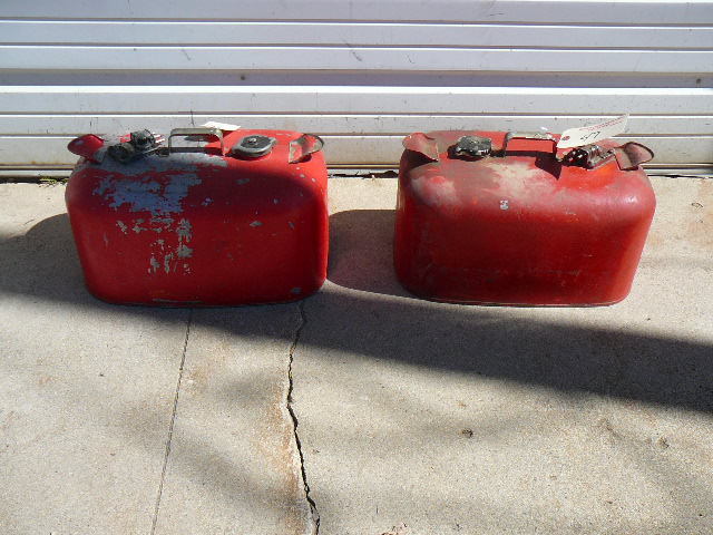 lot 47 image: 6 Gallon Boat Can