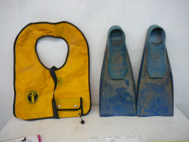 lot 79 image: Dive FinsDive Vest