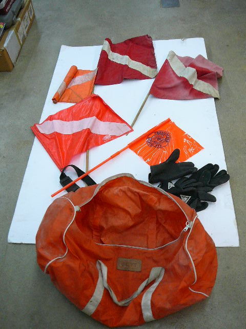 lot 83 image: Dive Equipment