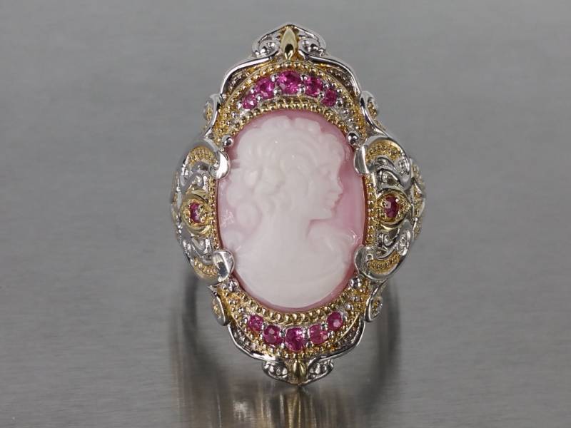 Ladies Amazing Designer Estate Ring