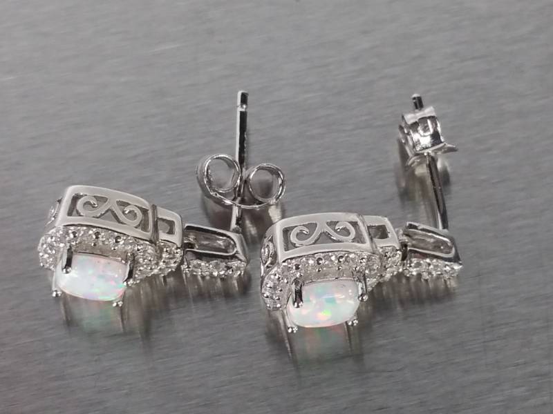 Ladies Opal Estate Earrings
