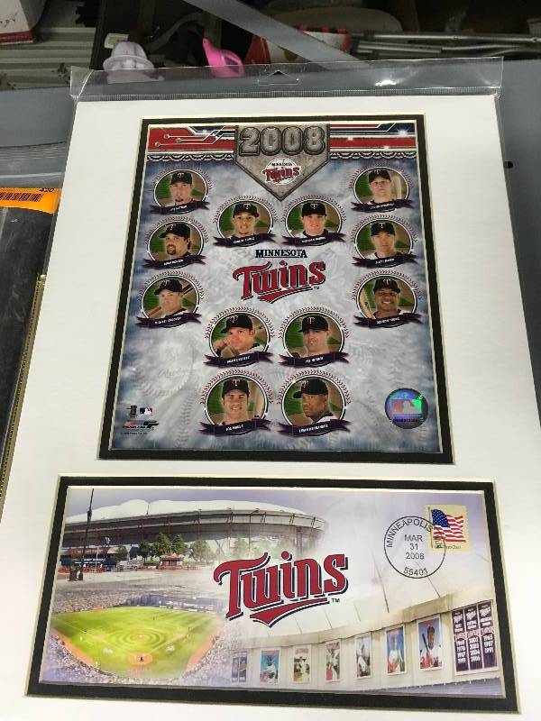 lot 422 image: 2008 Minnesota Twins Team Matted Art And First Day Cover