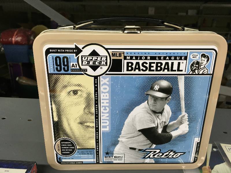lot 429 image: Mickey Mantle Lunch Box