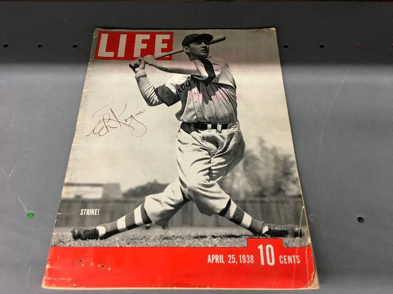 lot 441 image: Autographed 1938 Life Magazine