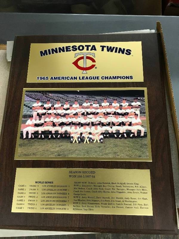 lot 479 image: 1965 Minnesota Twins American League Champions Plaque