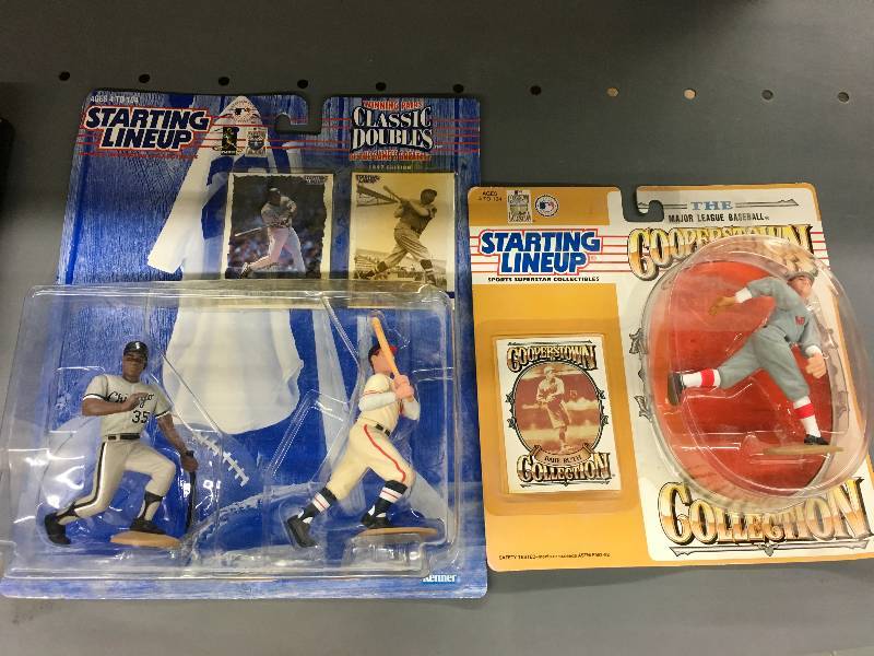 lot 504 image: Starting Lineup Babe Ruth Figurine & Frank Thomas Babe Ruth Figurines