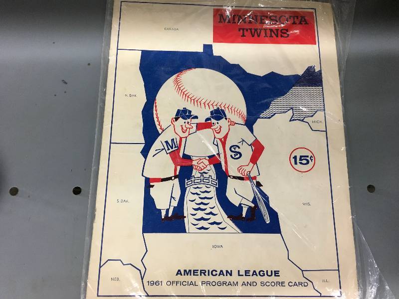 lot 512 image: 1961 Minnesota Twins Official Program And Score Card - First Year
