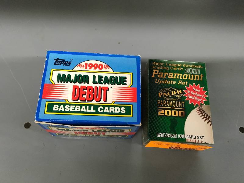lot 514 image: 1990 Topps MLB Card Set & 2000 Pacific Card Set