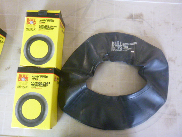 lot 21 image: 2 Bull Dog Auto Inner Tube