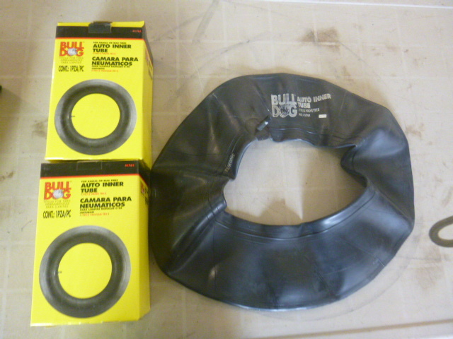 lot 23 image: 2 Bull Dog Auto Inner Tube