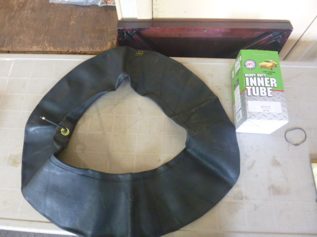 lot 24 image: ITT Heavy Duty Inner Tube