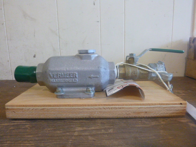 lot 40 image: Vermeer Hammerhead Mole