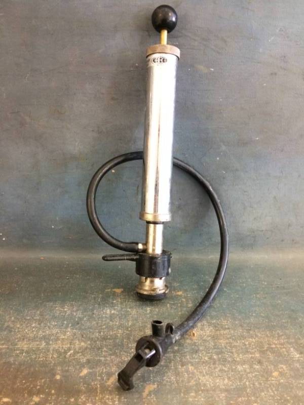 lot 20 image: Beer Keg Tap