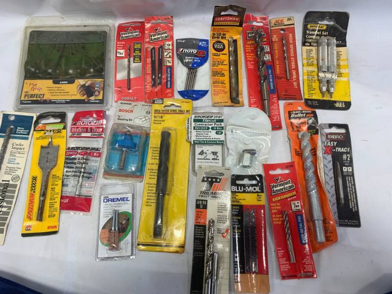 lot 17 image: Lot of 21 Drill, Dremel, Router Bits & Jig Saw Blades