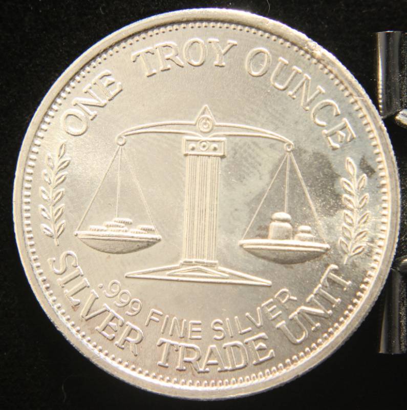 1 TROY OZ. .999 FINE SILVER MORGAN DOLLAR DESIGN