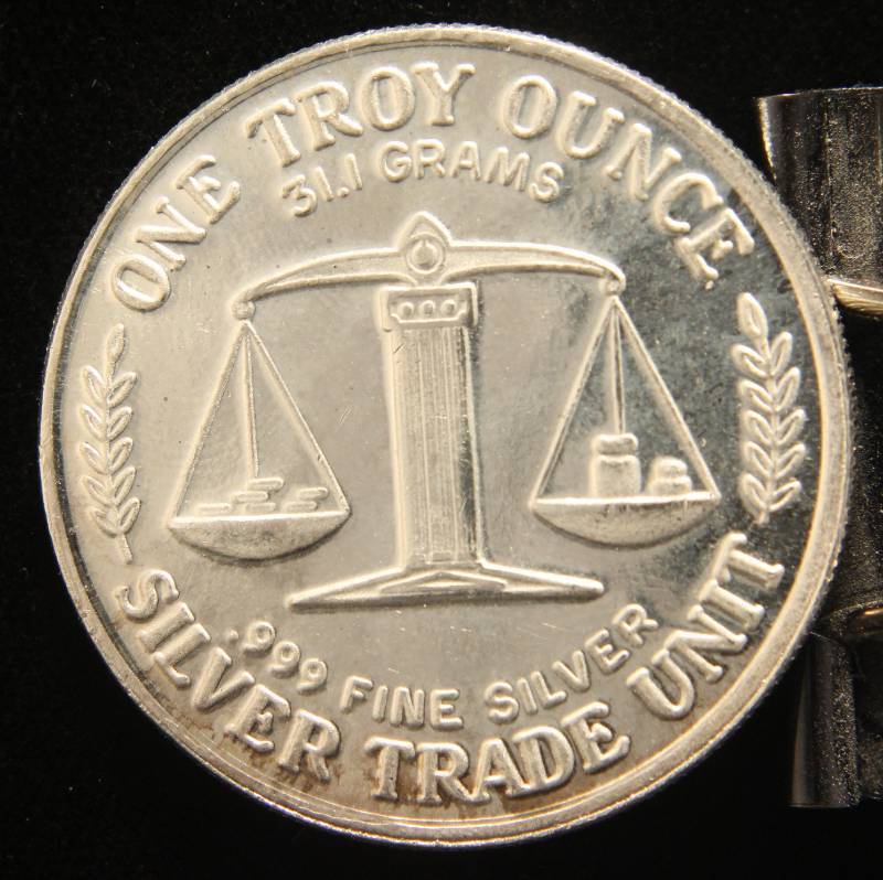 1 TROY OZ. .999 FINE SILVER MORGAN DOLLAR DESIGN