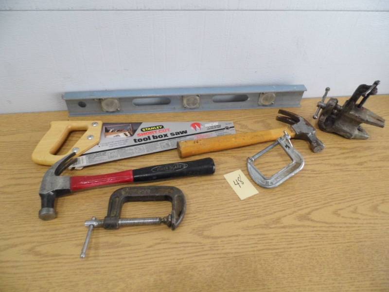 lot 48 image: Assorted Hand Tools