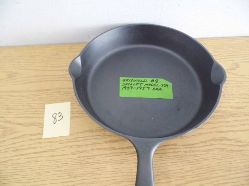 lot 83 image: Griswold Cast Iron Skillet #8