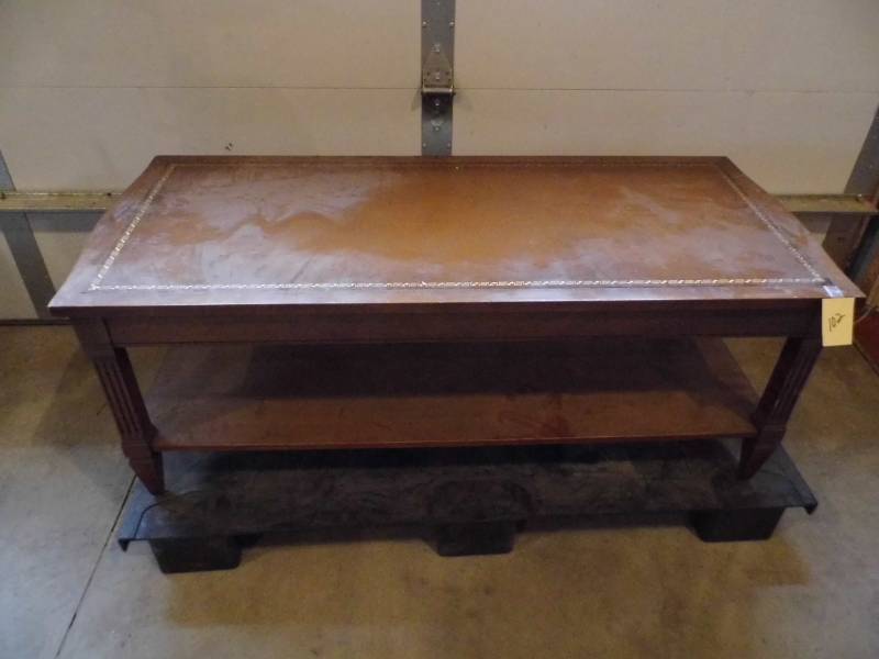 lot 102 image: Coffee Table