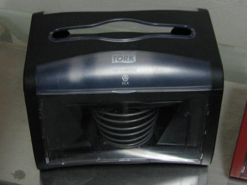 lot 6 image: Tork Napkin Holders