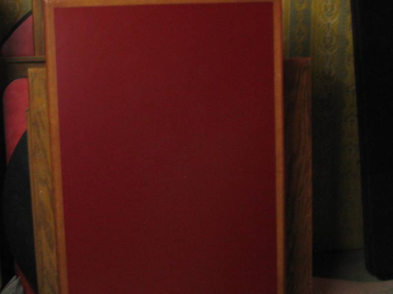 lot 9 image: Table Tops