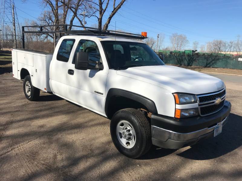 2006 Chevrolet Silverado 3500 Contractor Truck