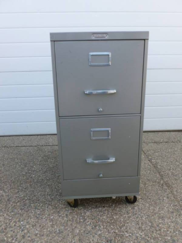 lot 1 image: Vintage Fire Safe
